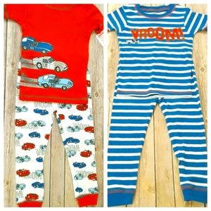 NWT  Set of 2 Carter's race car pajamas  2T
